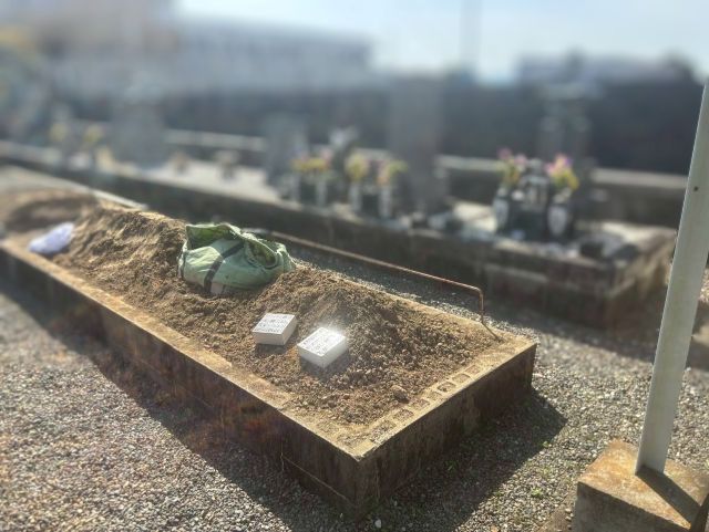 大垣市興福地　お墓リフォーム　①墓石解体